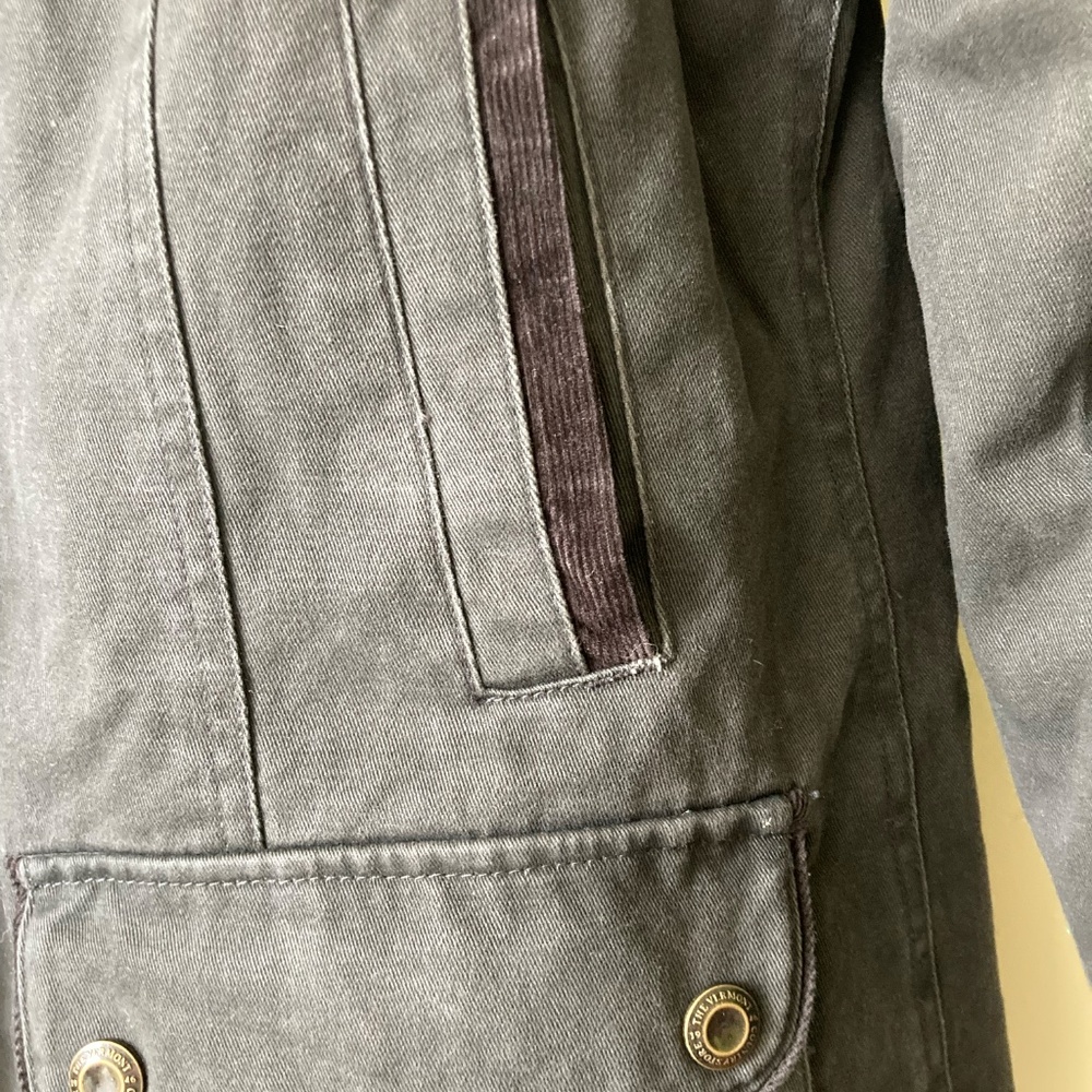The Vermont Barn Jacket, size MP, in dark grey/stonewashed black - Picture 2 of 7